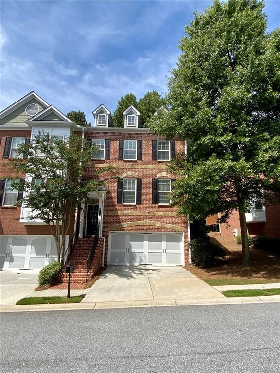 NEWLY RENOVATED LUXURY Townhome in Peachtree Corners
